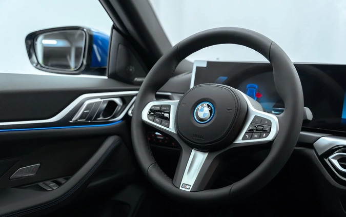 BMW i4 cena 305900 przebieg: 7, rok produkcji 2023 z Poznań małe 742